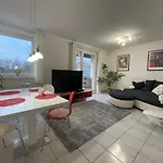 Beims Apartment-Vollausstattung-Kueche, Kostenlos-Wfi, Smart-Tv